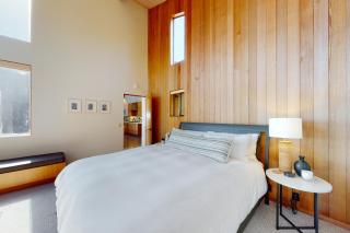 Just Bluffing - Sea Ranch - 1