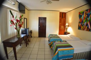 Hotel Los Balcones de Chinandega - 1