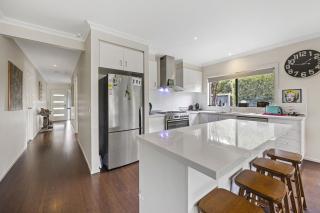 Gemstone at Sunderland Bay - Sunset Strip - 5