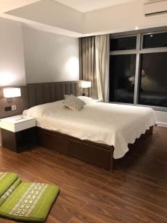 3BR luxury apartment in Ortigas with swimming pool - 9