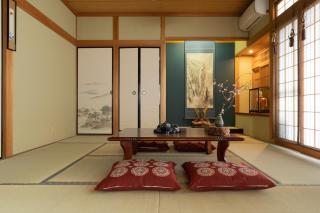 荣-和inn403 - 8