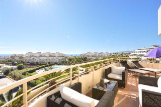 Myramar Penthouse 528 - 0