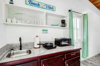 DV 3 at DV Cabanas Gold Standard Certified - Caye Caulker - 4