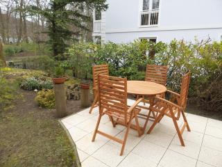 strandnahe FeWo mit 2 Schlafzimmern und Terrasse, Villa am Kurpark, Binz - Binz - 3