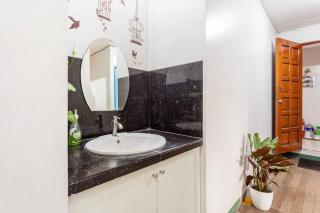 AZUL: Grove area, 2 min walk to UPLB Gate - 9