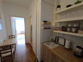 Barátságos, csendes, napfényes lakás. - Budapest - 6