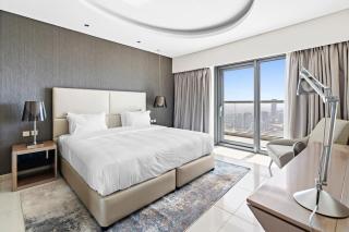 ALiving Luxury 1BR Paramount Tower Business bay with Burj Khalifa View 6103 - Dubai - 6