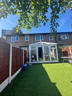 Cozy Room near City Centre - Manchester - 8