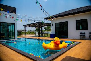 Ken's Pool Villa - Saraphi - 8