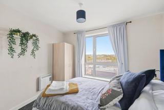 Lovely Central Sheffield Flat - Parking - Balcony - 2