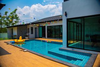 Ken's Pool Villa - Saraphi - 7
