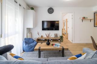 Apartamento recién reformado Plaza del Ayuntamiento - Santander - 2
