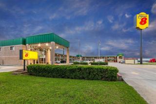 Super 8 by Wyndham Seguin - Seguin - 8