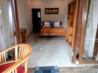 Yudis Guest House - Ubud - 2
