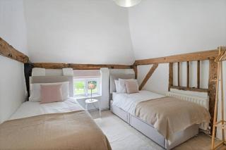 Local Walks Pub Gardens Pet Friendly Landscaped Gardens and Free Private Parking - Doddington - 1