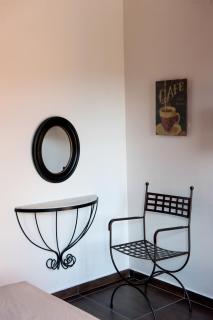 Polys Guest House - 1