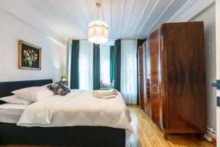 Historical 4-BR Home Steps from Beşiktaş Stadium & Bosphorus Views - Prime Nişantaşı Location! - Istanbul - 6