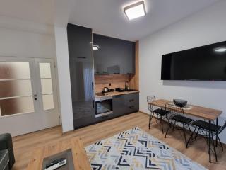 Dom B Apartments - Budva - 0