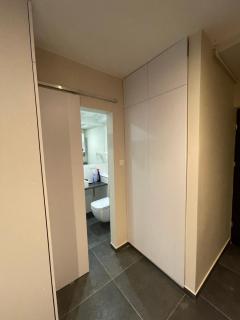 PRZYSTANEK KATOWICE Aleja Korfantego 8 - 3