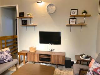 Tulivu House -2bedroom vacation home close to the beach - 4