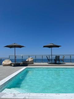 MELIKIRON LUXURY APARTMENTS - 1