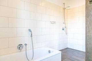 Ahrentschildt's Ferienwohnung im Reetdachhaus - - 5