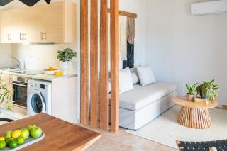 Syra Suites - Vari - 2