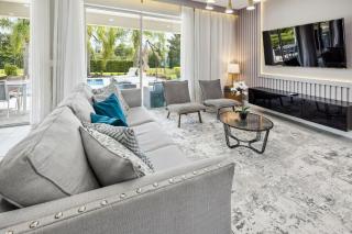 Modern 5 BDR Family Themed Home with Harry Potter Games Room and Free Pool Heat - Orlando - 6