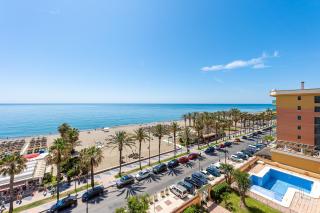 797 HOLIDAY RENTALS - Piso con espectaculares vistas en primera linea de playa - 1