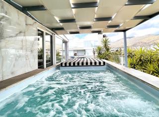 CityCenter Penthouse mini Private Pool with Hydromassage and Great Town View - Atene - 0