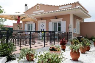 Chrysanthi's House - Ayios Kirikos - 0
