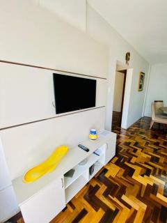Ótima localização quadra mar e central - Balneário Camboriú - 2