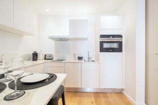 Stylish 1-Bedroom Apartment in the City Center - Cannes - 6