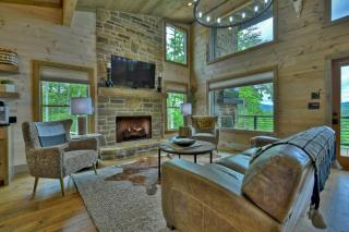 By The Peaks -Gorgeous Mtn Views - Mineral Bluff - 1