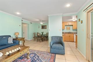 211B - Harbor, Seals, Birds, Night Lights, Steps to the Sand! - 4