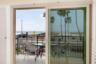 212A Beachfront View-Free Wifi - Oceanside - 2