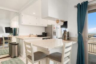 214A - Beach and Water View, Steps to the Sand - Oceanside - 2