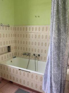 Small room for short stay - Krakow - 5
