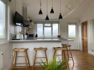 Beachside Bliss Cosy Cottage Jurys Gap - 4