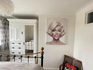 Luxury Beachfront The Cozy Clam - Pevensey - 3