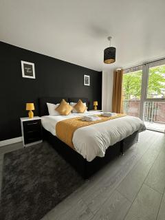 Parking - Couples - City Centre - Sleeps 4 - Birmingham - Birmingham - 0