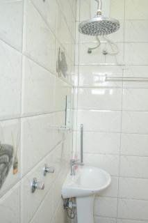 Lux Suites Ganjoni Studio Apartment - Mombasa - 4