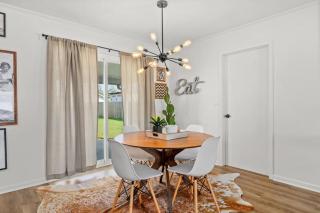 Stylish 3BR 2BA House Minutes from PCB - Book now - Panama City - 3