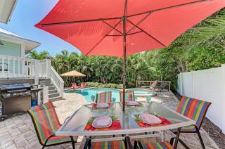 Three-Bedroom Townhouse - Holmes Beach - 2