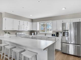 Quiet Surf Townhomes II #2 by Newman-Dailey - Destin - 7
