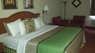 All American Inn & Suites Branson - 2