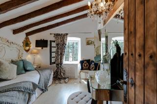 Masia Mimosa Completa - 4