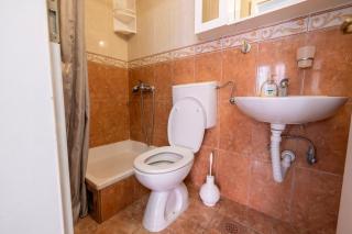 Guesthouse Rebecca - Makarska - 2