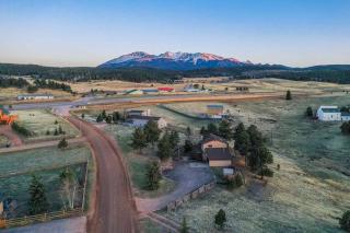 4Bdrm Cabin Retreat Mtn Views Family Gathering! - 4