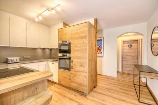 Apartment Antonia - by Alpen Apartments - Zell am See - 2